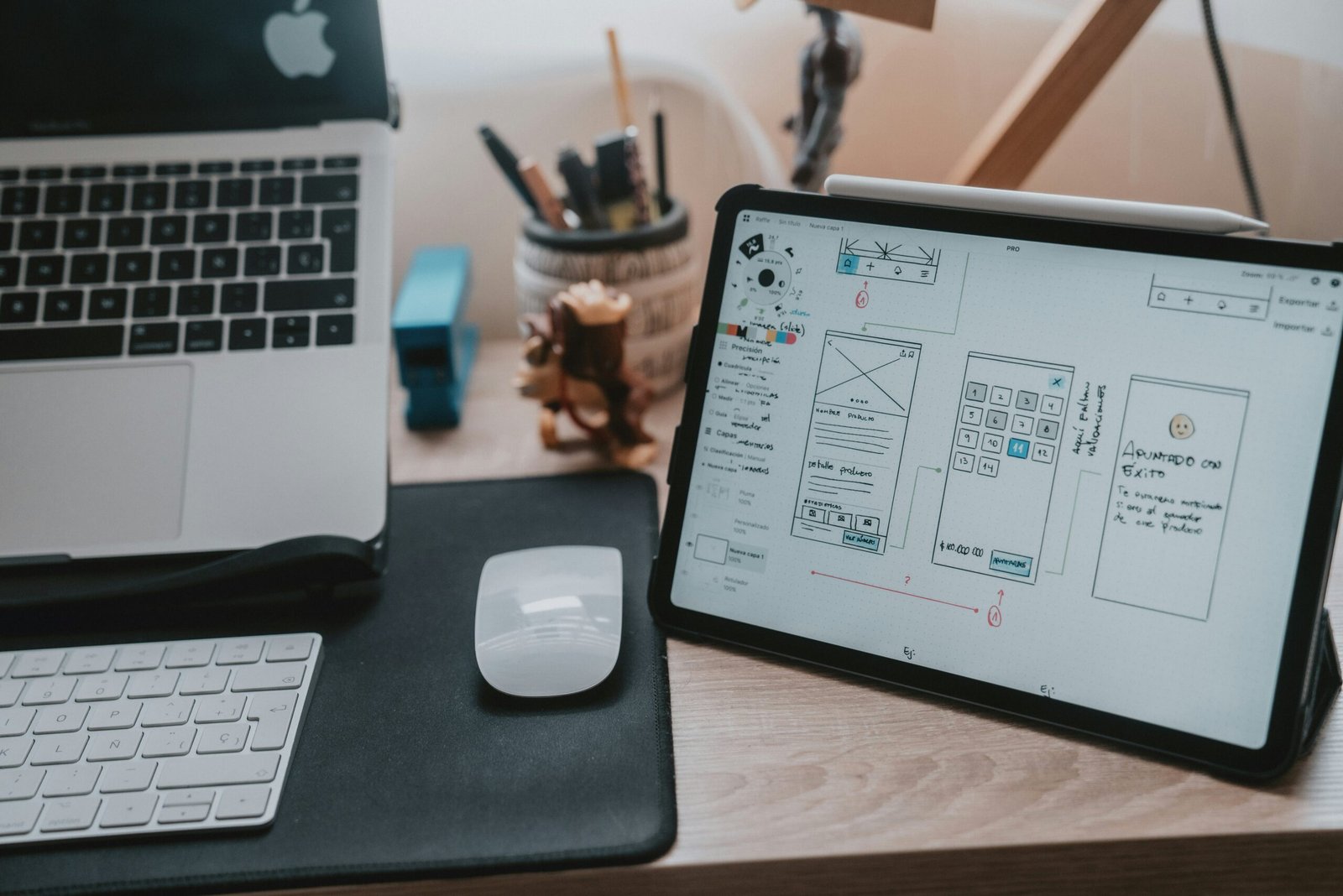 UI/UX Design Mastery: Create User-Friendly Experiences